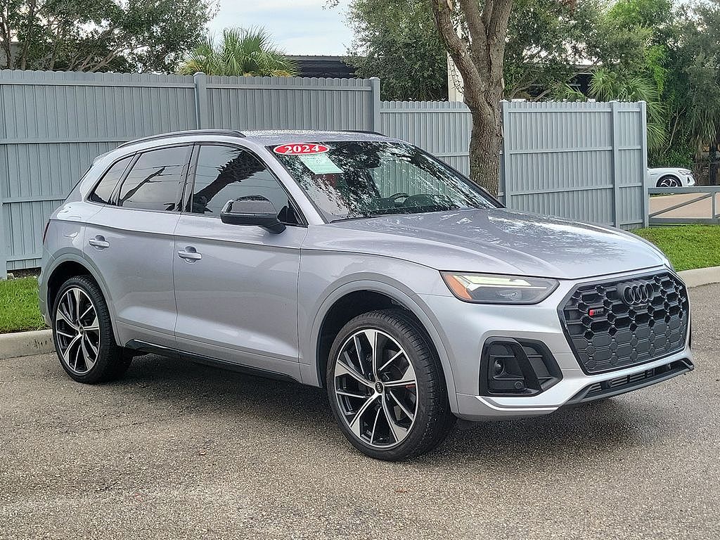 2024 Audi SQ5 Premium Plus
