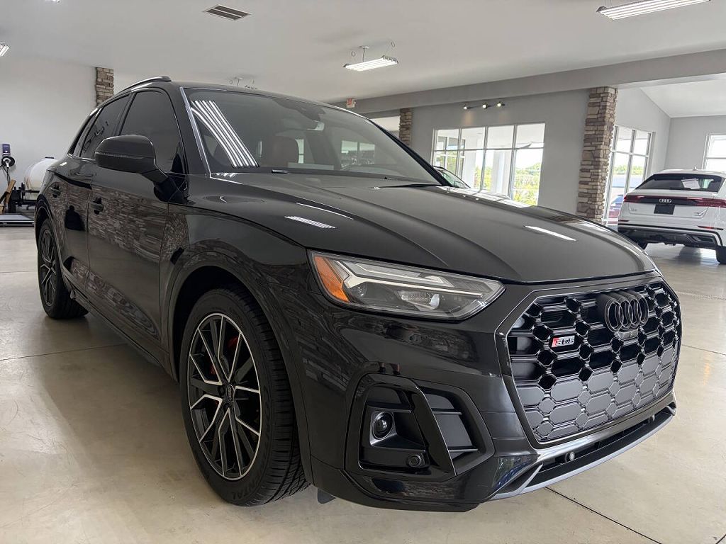 2024 Audi SQ5 Premium Plus