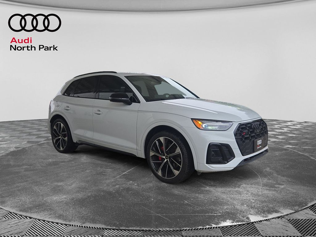 2024 Audi SQ5 Premium Plus