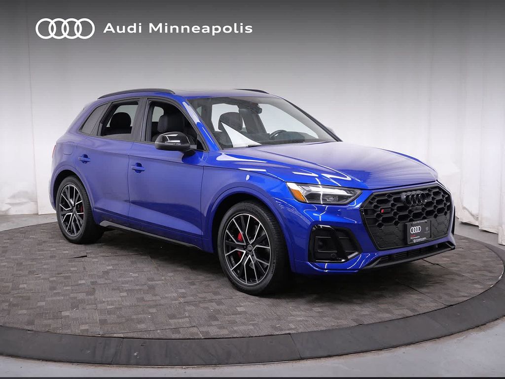 2023 Audi SQ5 Premium Plus