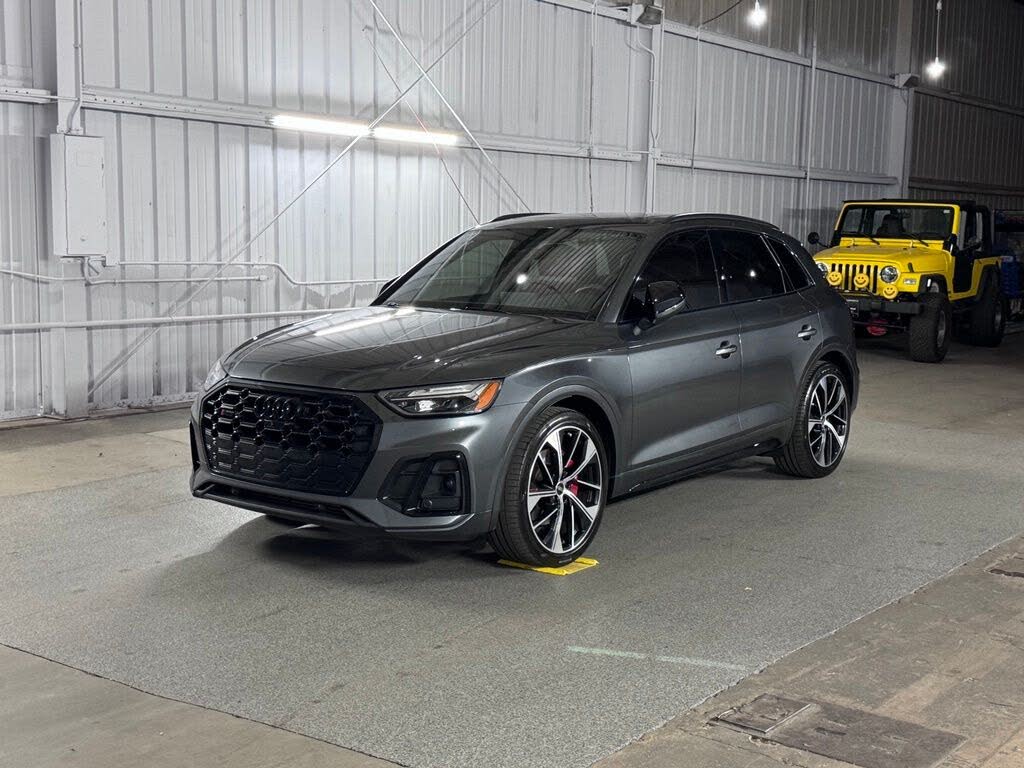 2023 Audi SQ5 Premium Plus