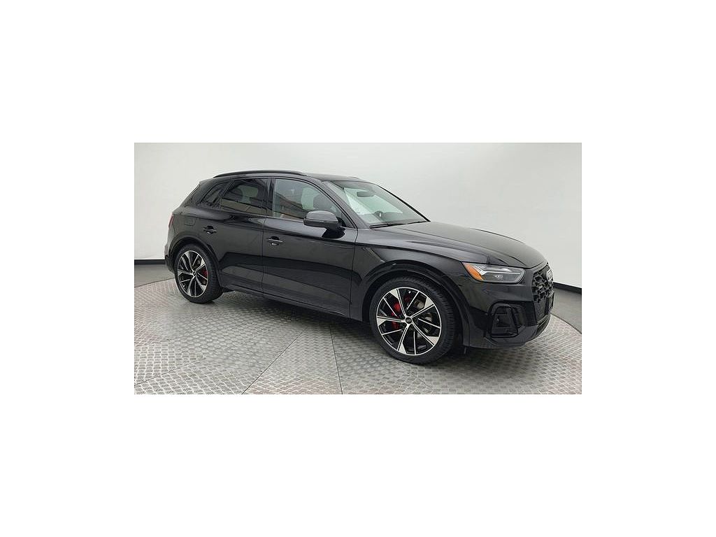 2024 Audi SQ5 Premium Plus