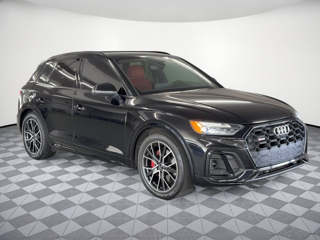 2023 Audi SQ5 Premium Plus