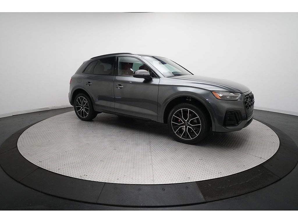 2024 Audi SQ5 Premium Plus