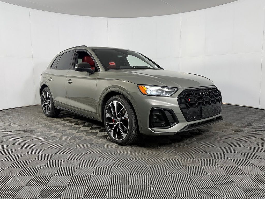 2024 Audi SQ5 Premium Plus