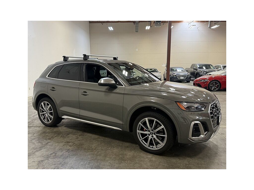 2023 Audi SQ5 Premium Plus
