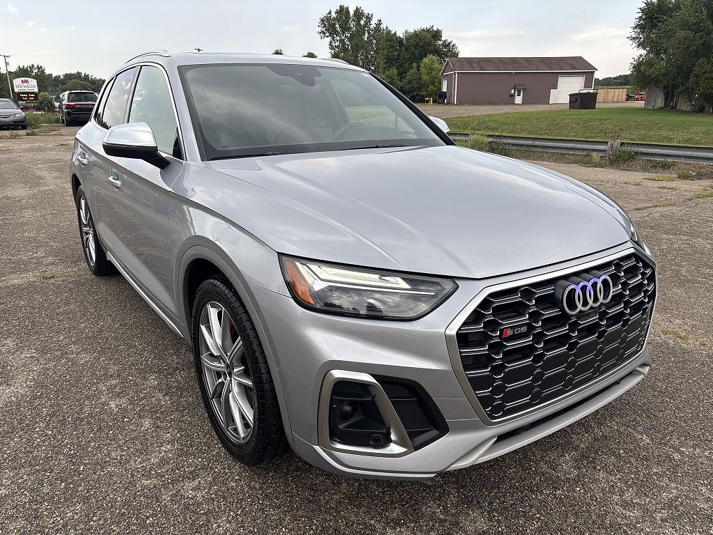 2023 Audi SQ5 Premium Plus