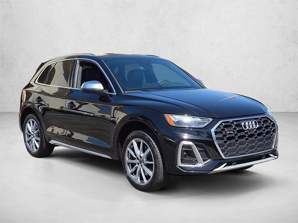2022 Audi SQ5 Premium Plus