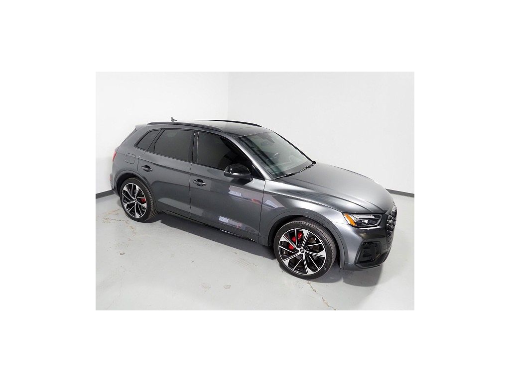 2024 Audi SQ5 Premium Plus