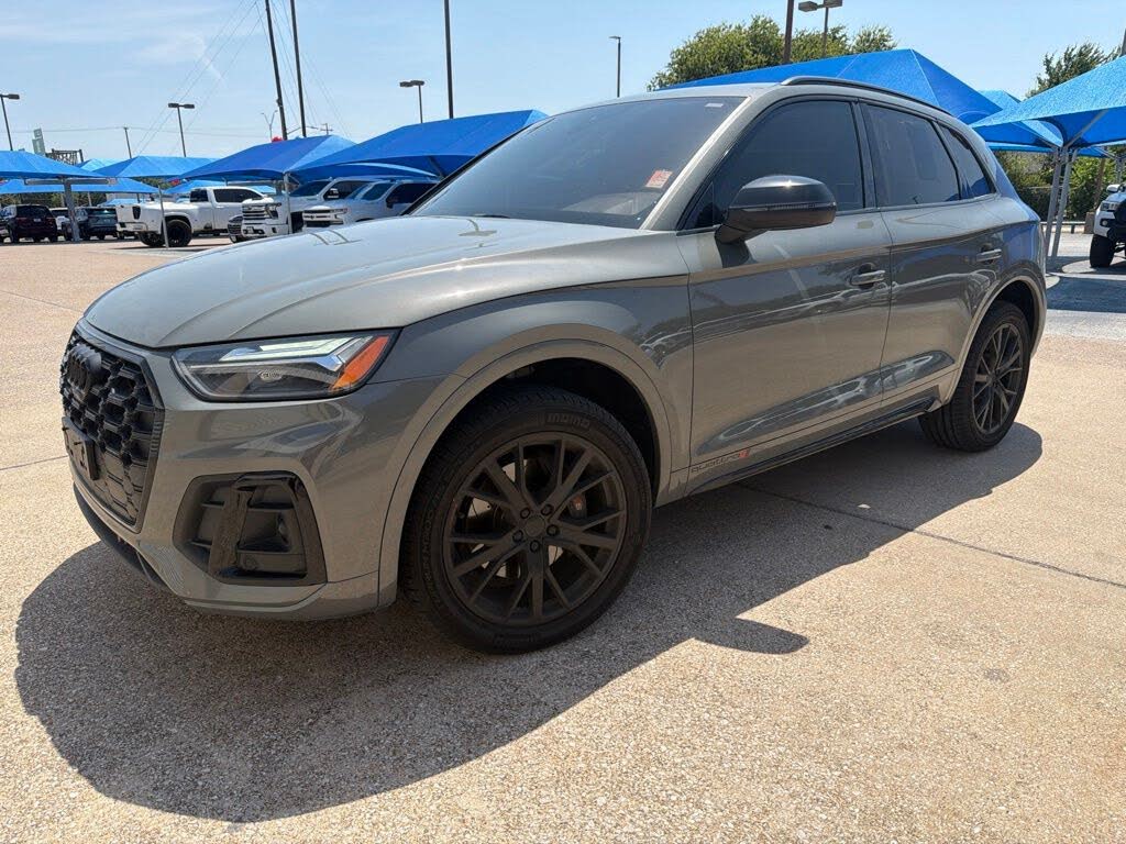 2023 Audi SQ5 Premium Plus