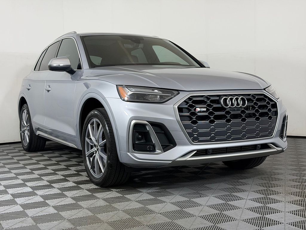 2022 Audi SQ5 Premium Plus