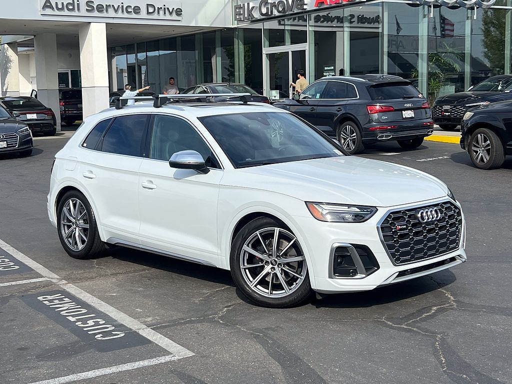 2024 Audi SQ5 Premium Plus