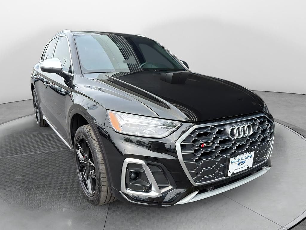 2025 Audi SQ5 Premium Plus