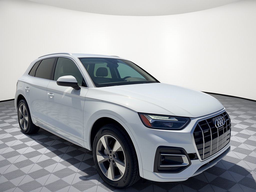2023 Audi Q5 Premium Plus