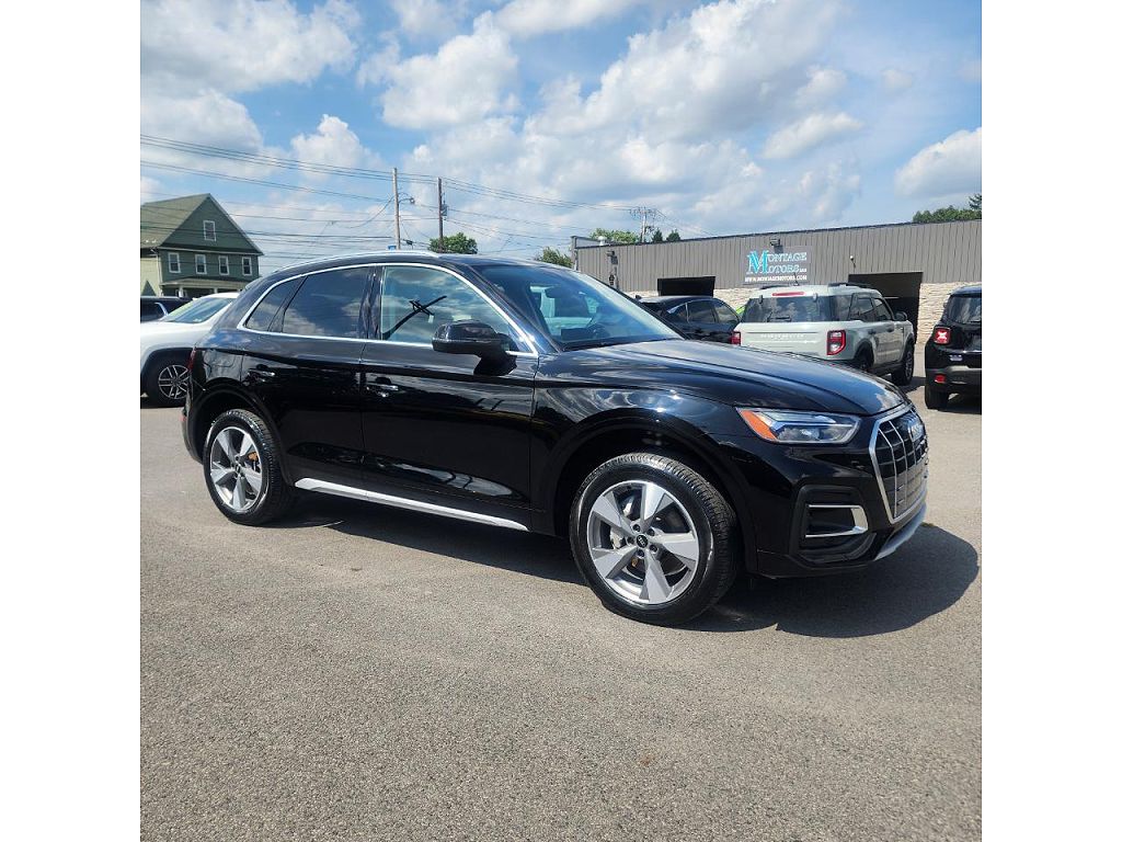 2023 Audi Q5 Premium Plus