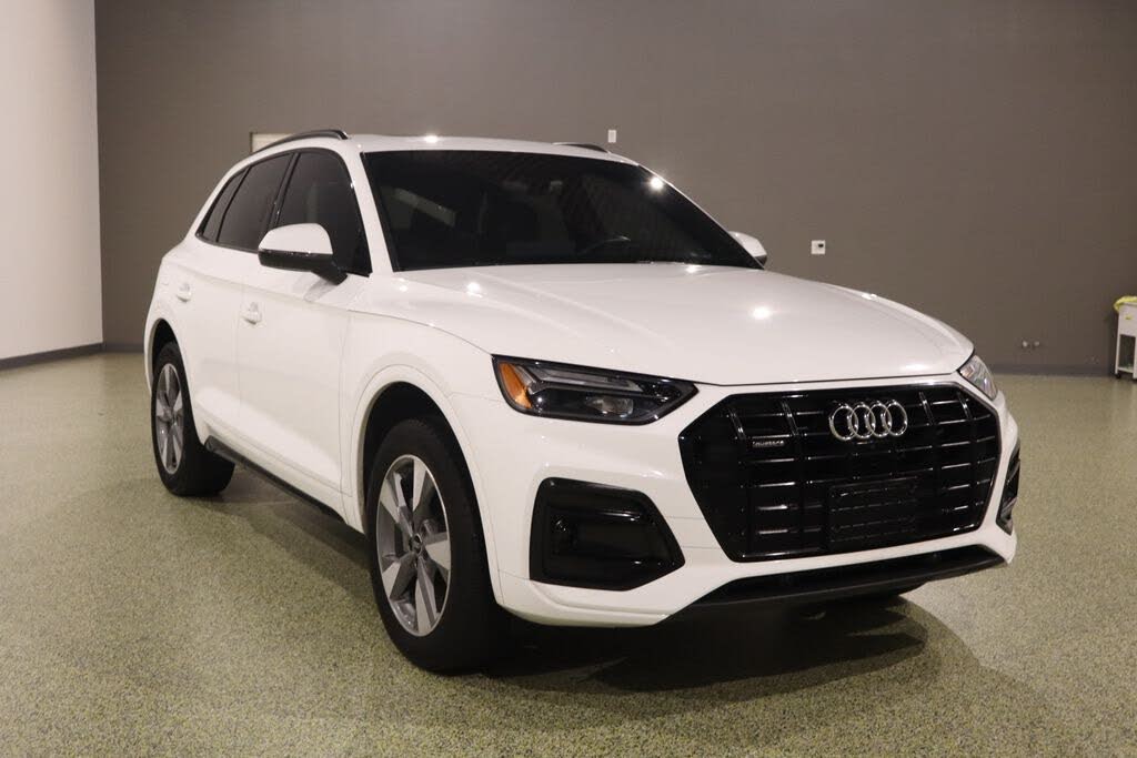 2024 Audi Q5 Premium Plus