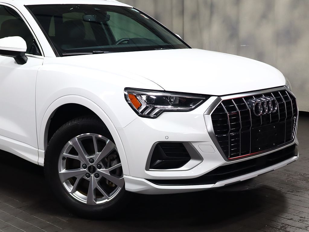 2024 Audi Q3 Premium Plus