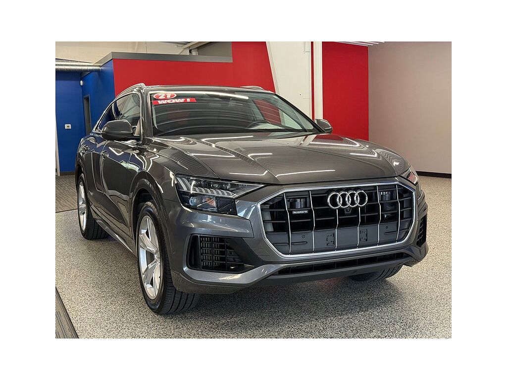 2021 Audi Q8 Premium Plus