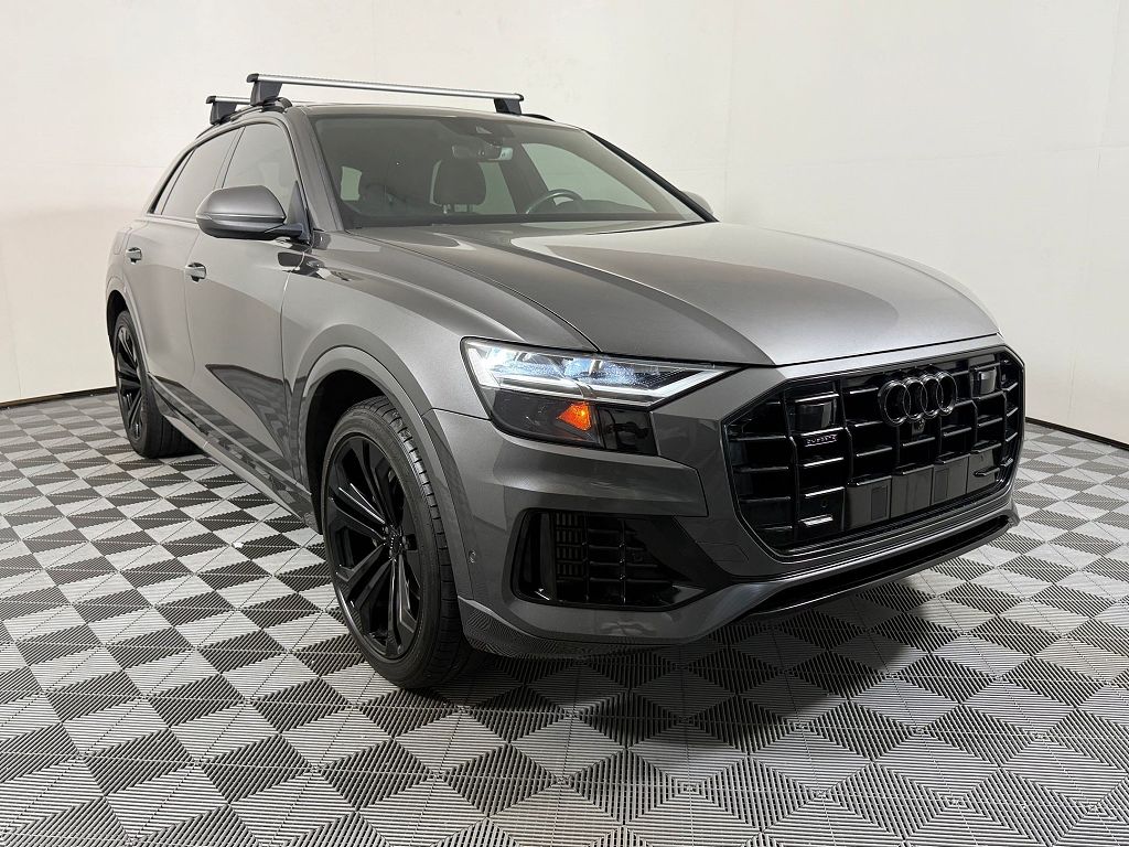 2020 Audi Q8 Premium Plus