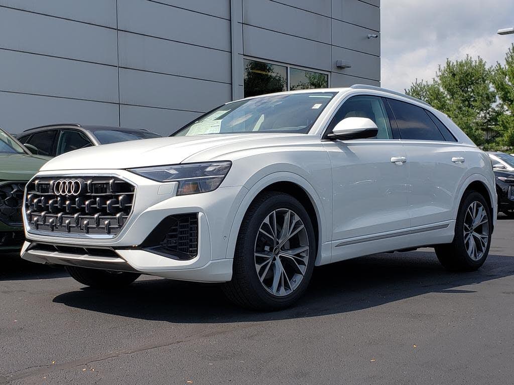 2026 Audi Q8 Premium Plus