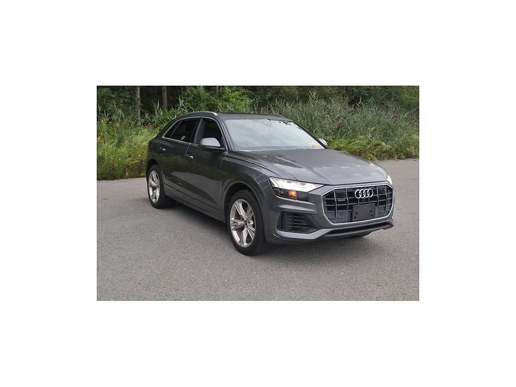 2021 Audi Q8 Premium Plus