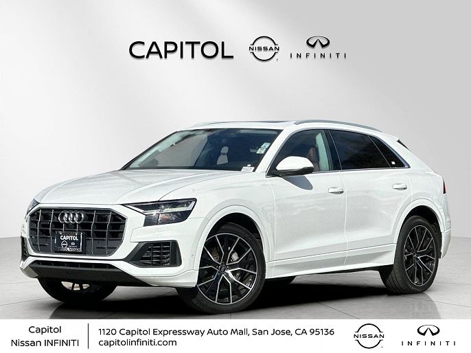 2022 Audi Q8 Premium Plus