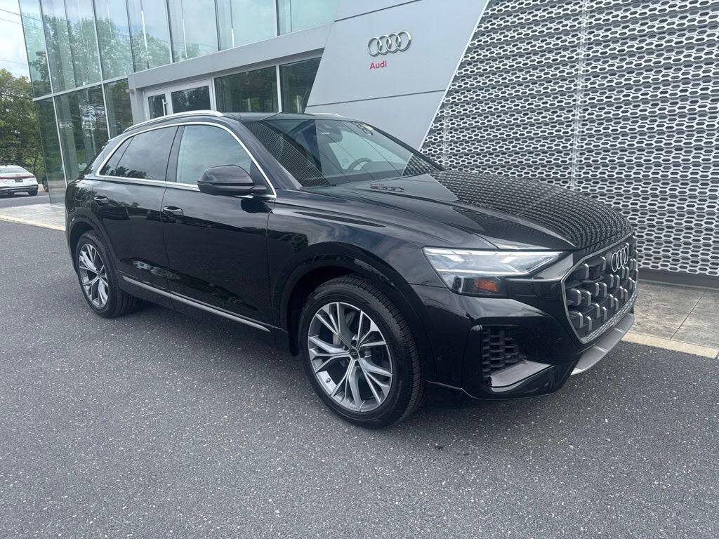 2026 Audi Q8 Premium Plus