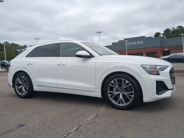 2026 Audi Q8 Premium Plus