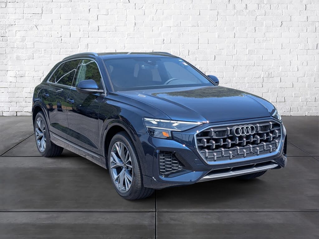 2026 Audi Q8 Premium Plus
