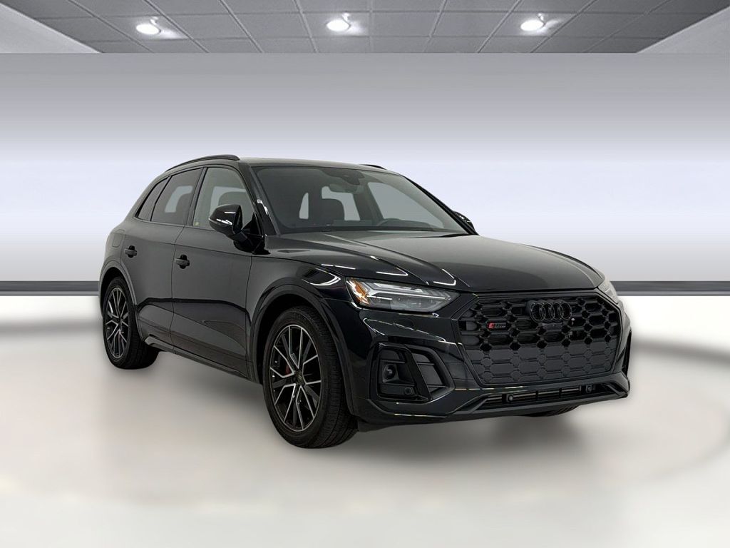 2024 Audi SQ5 Prestige