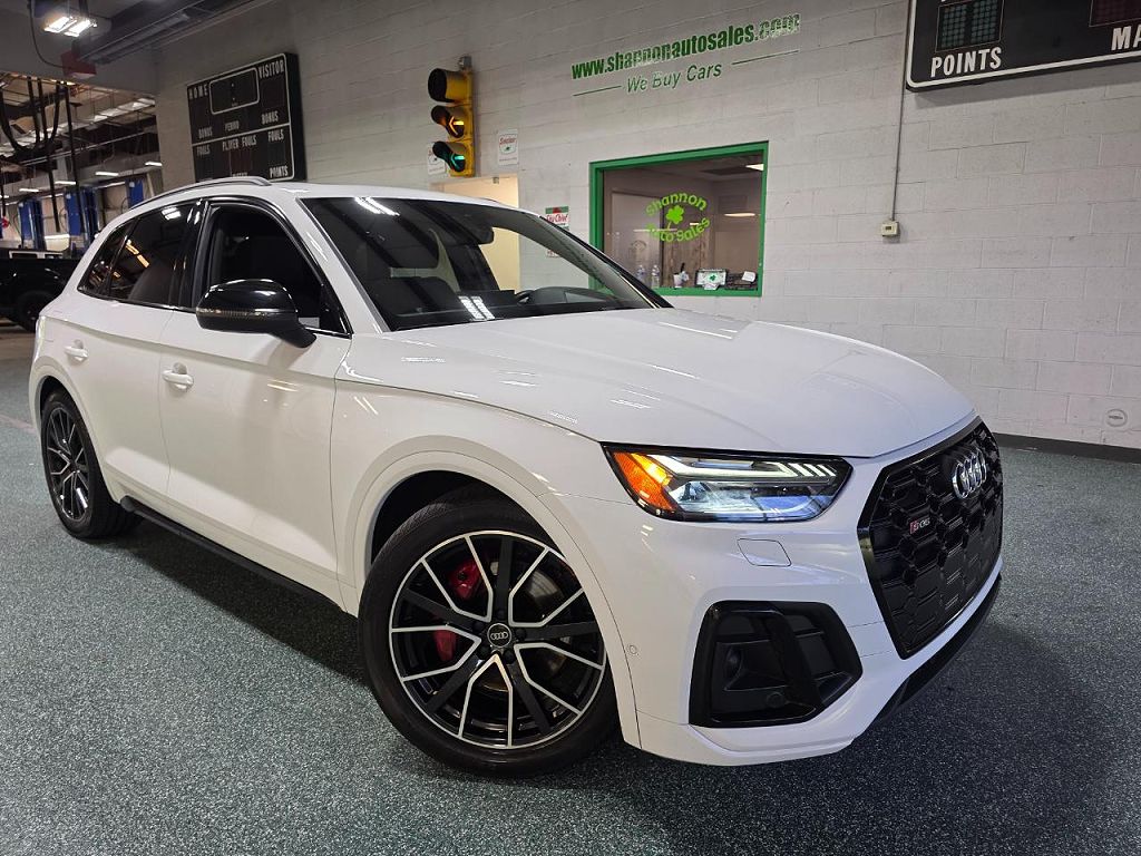 2024 Audi SQ5 Prestige