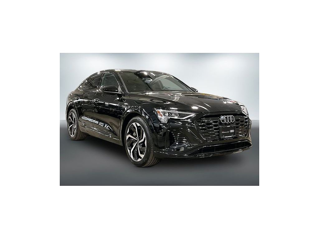 2024 Audi Q8 e-tron Premium Plus S line