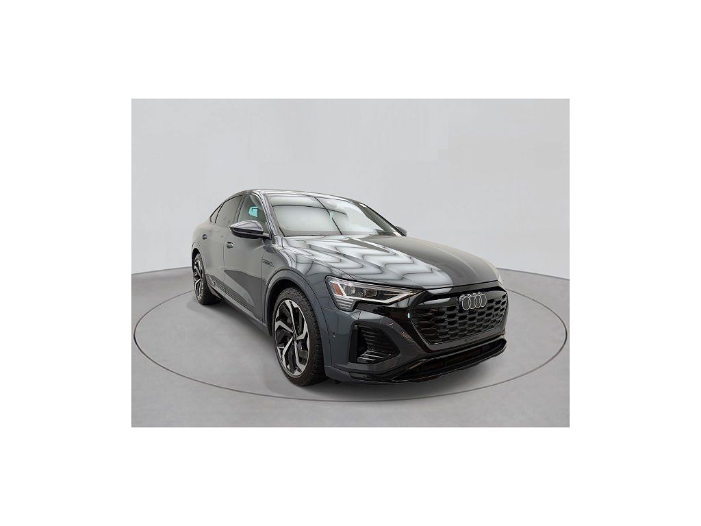 2024 Audi Q8 e-tron Premium Plus S line