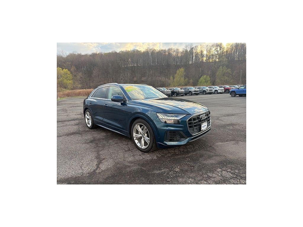 2019 Audi Q8 55 Premium