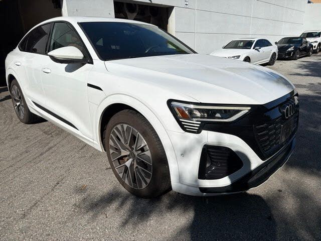 2024 Audi Q8 e-tron Prestige S line