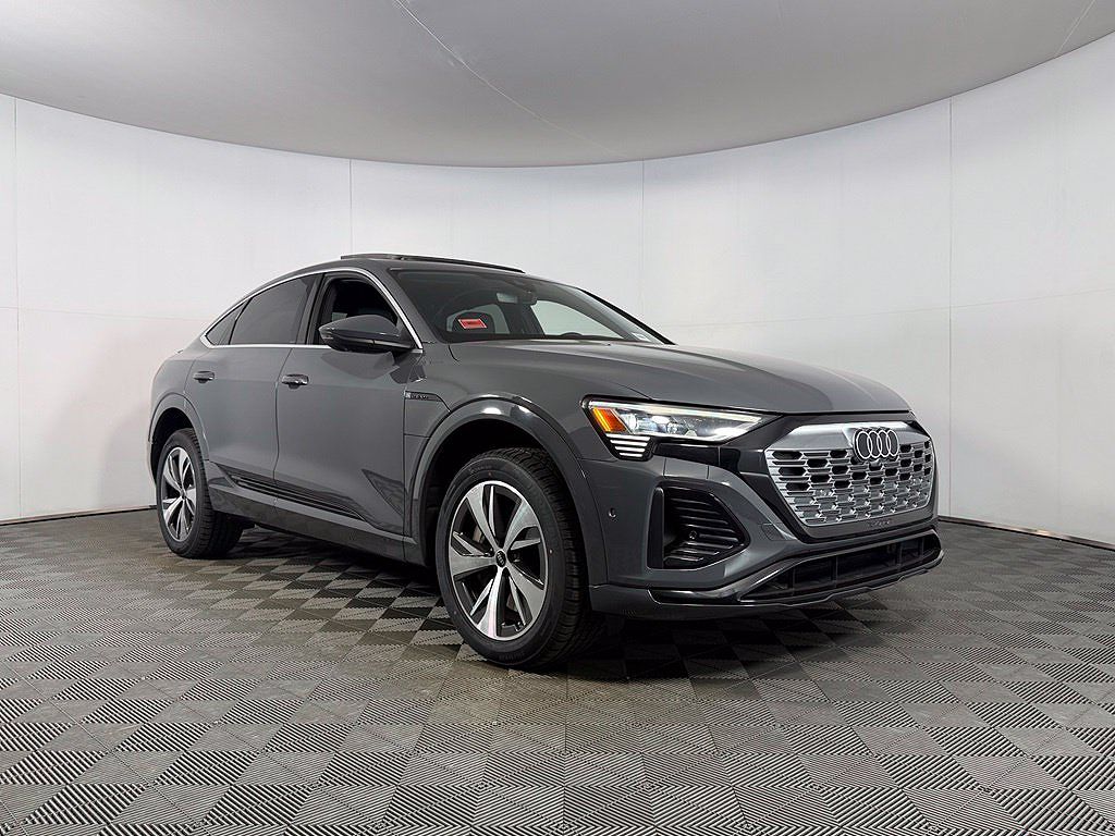 2024 Audi Q8 e-tron Prestige S line