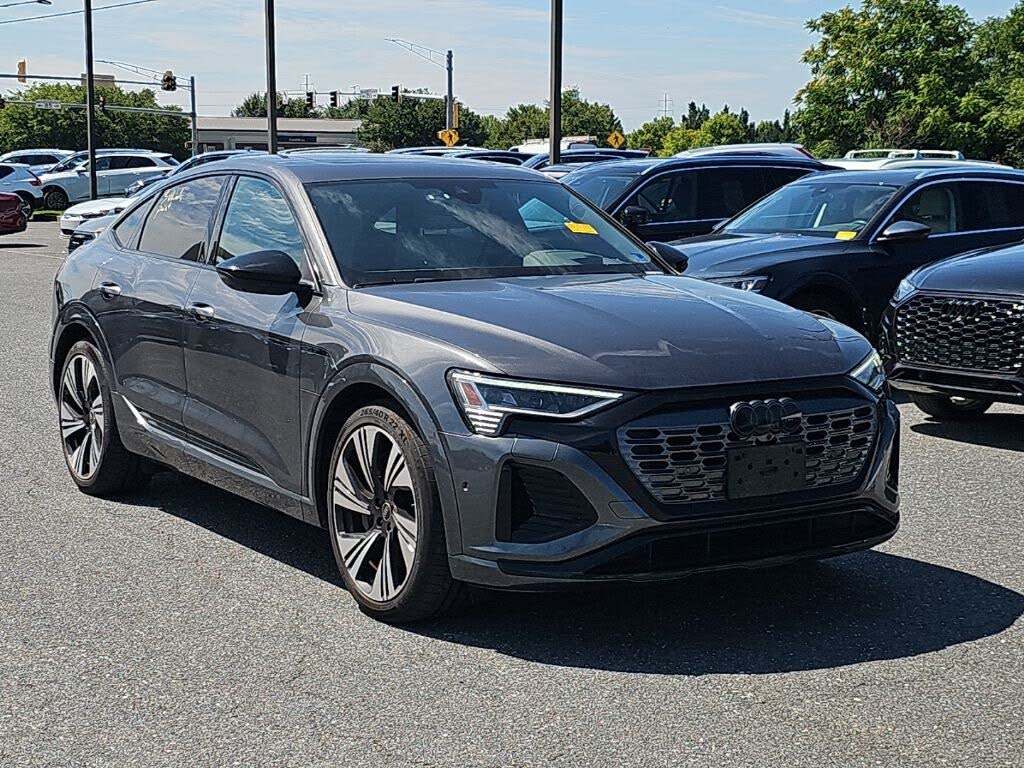 2024 Audi Q8 e-tron Prestige S line