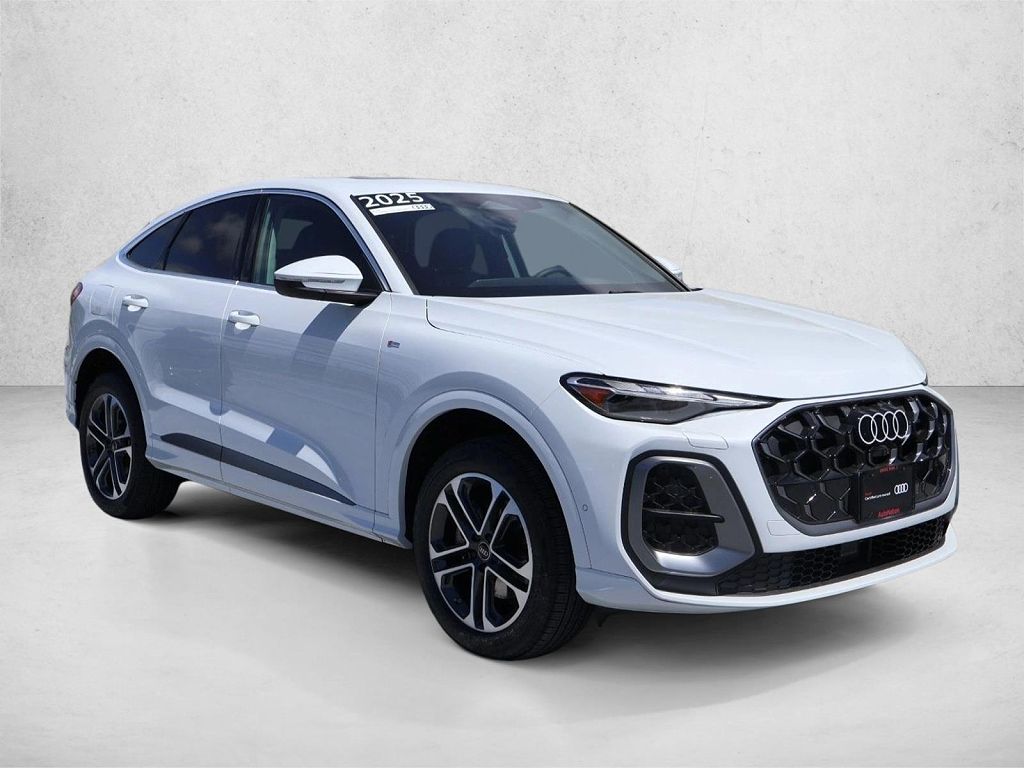 2025 Audi Q5 Sportback Premium