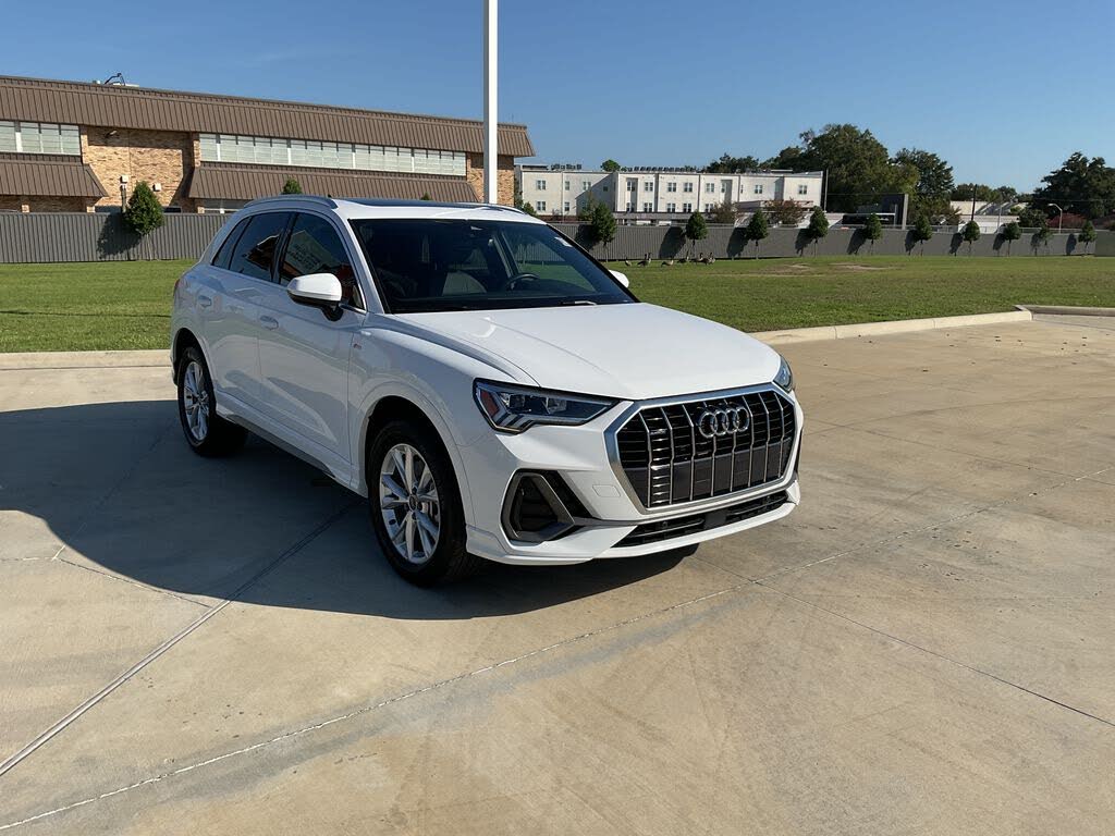 2025 Audi Q3 Premium S line