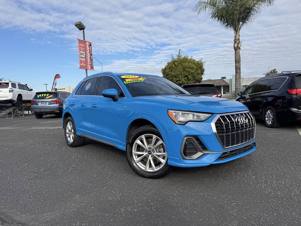 2022 Audi Q3 Premium S line