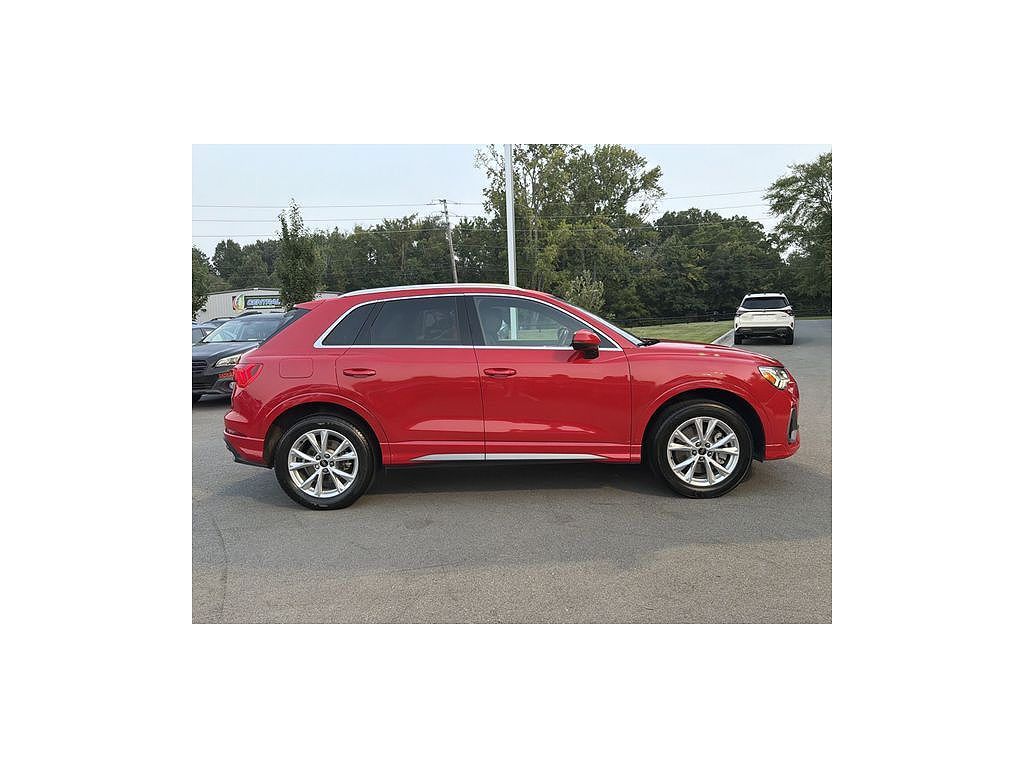2024 Audi Q3 Premium S line