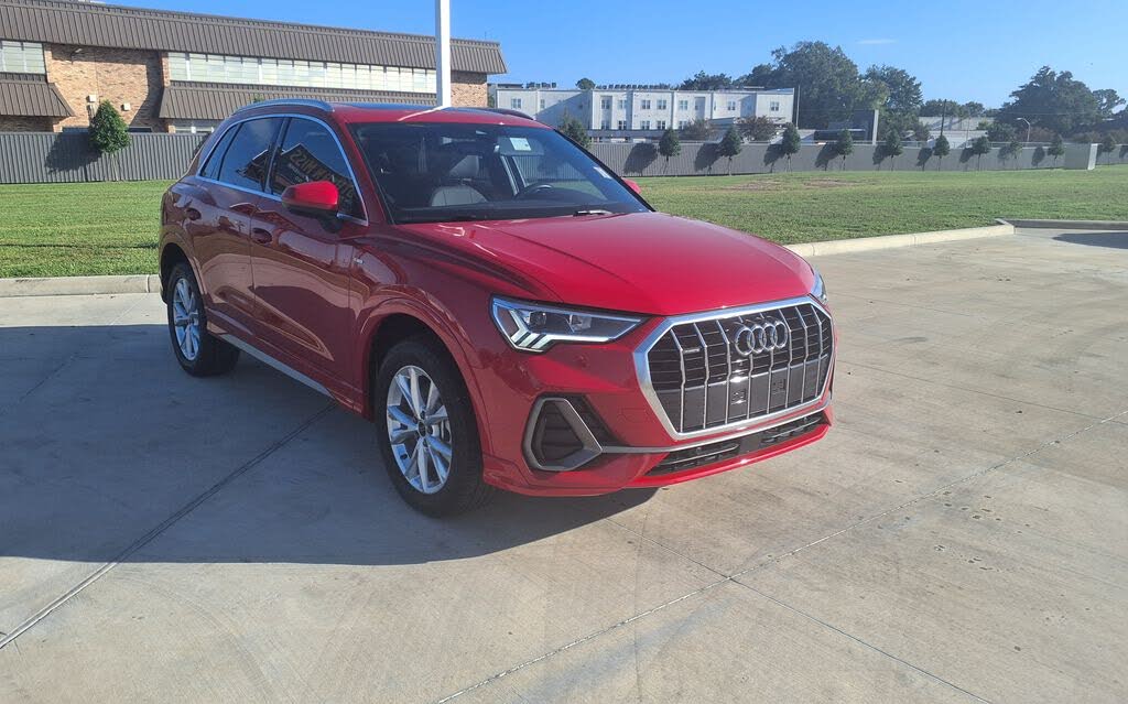 2025 Audi Q3 Premium S line