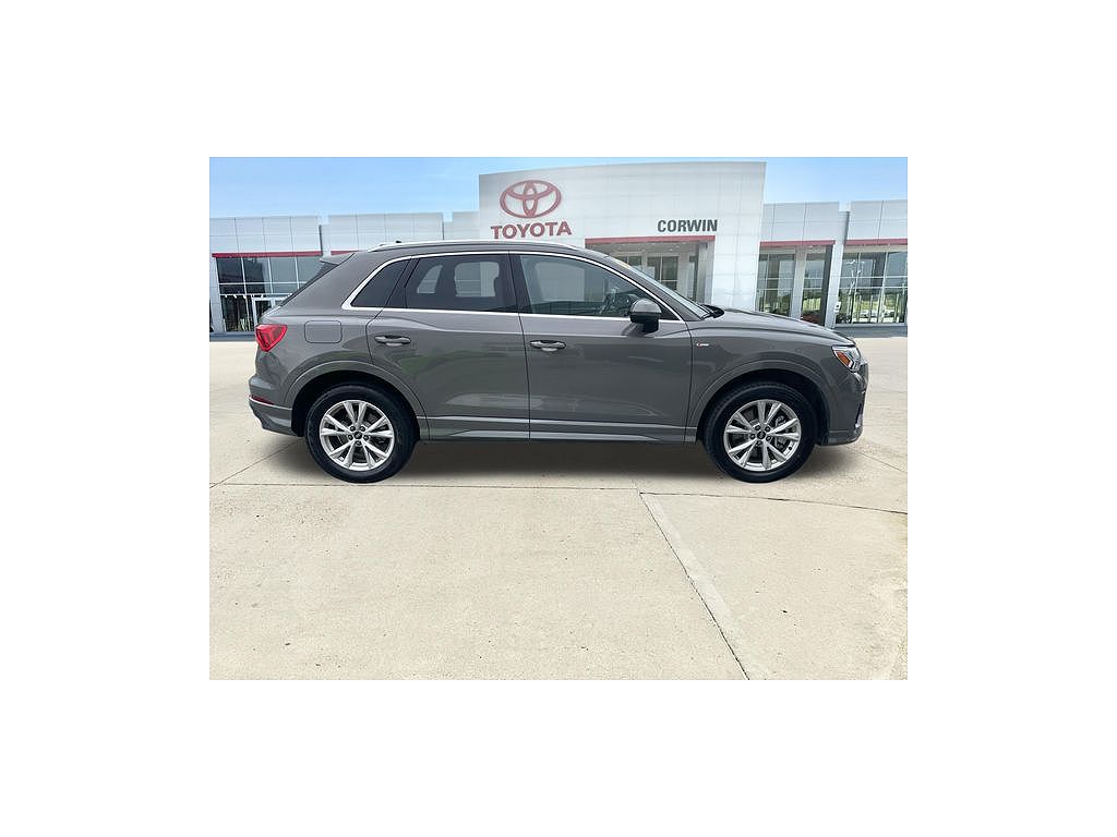 2025 Audi Q3 Premium S line