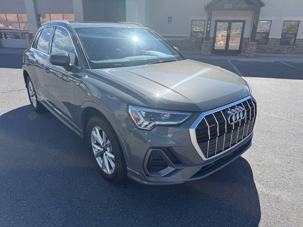 2025 Audi Q3 Premium S line