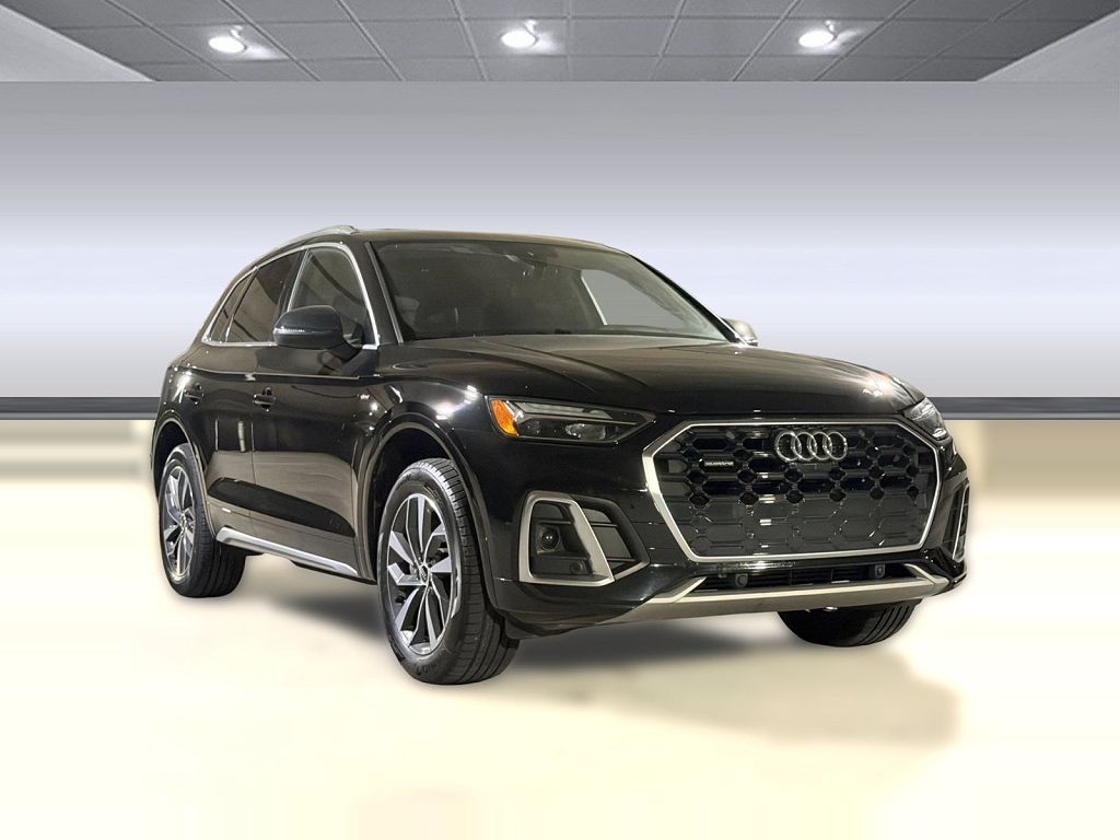 2023 Audi Q5 S line Premium Plus