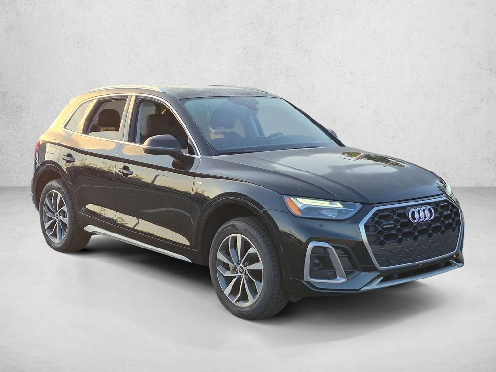 2023 Audi Q5 S line Premium Plus