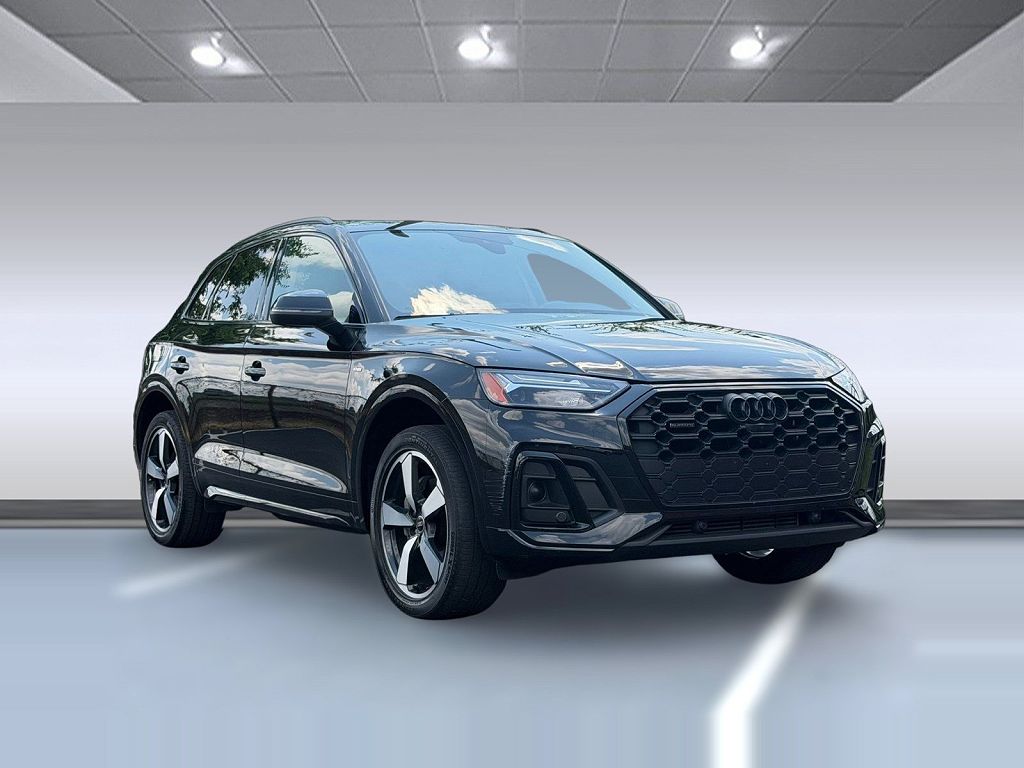 2023 Audi Q5 S line Premium Plus