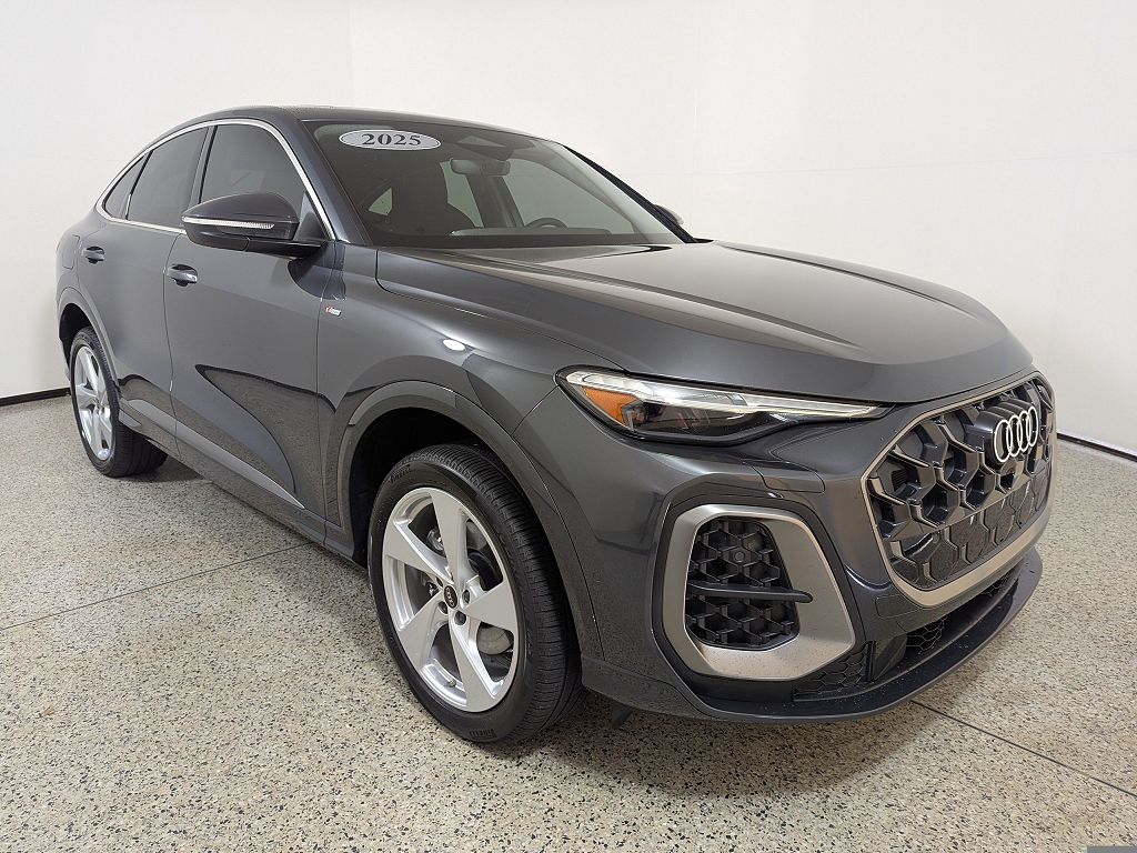 2025 Audi Q5 Sportback Premium Plus 2.0 TFSI quattro