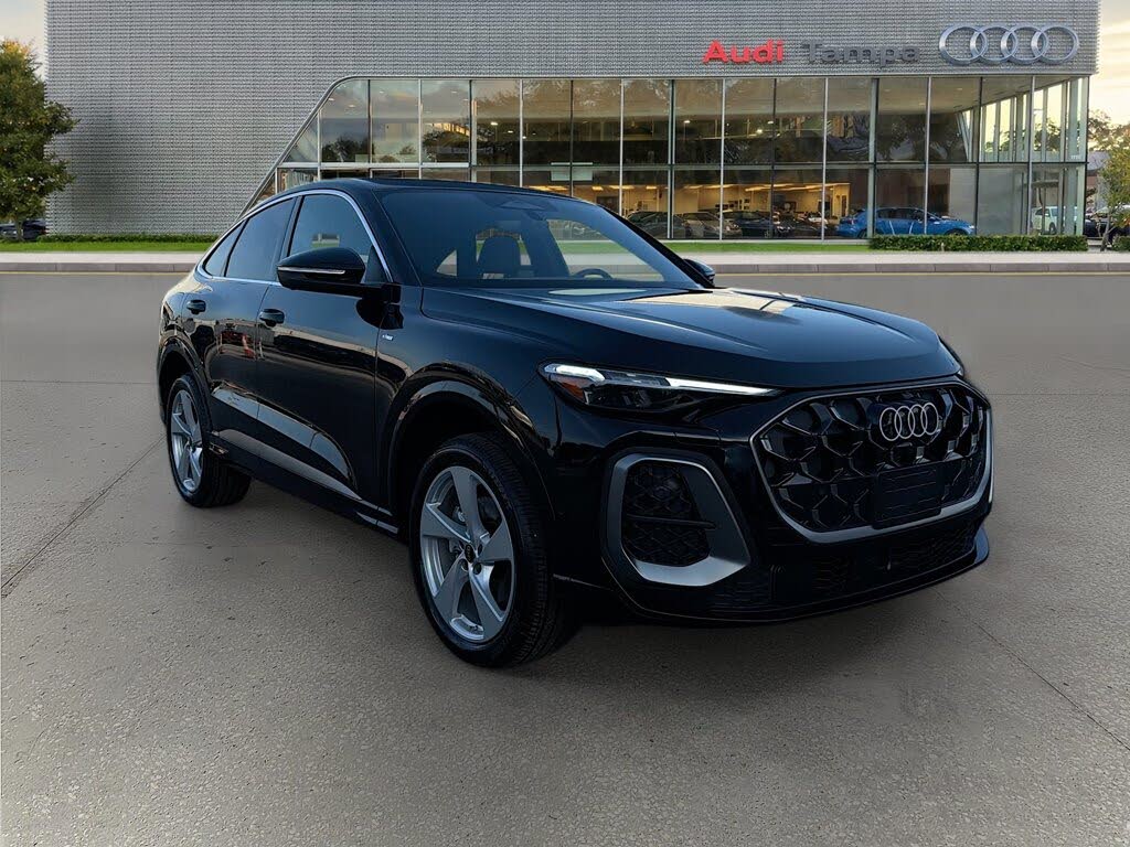 2026 Audi Q5 Sportback Premium Plus