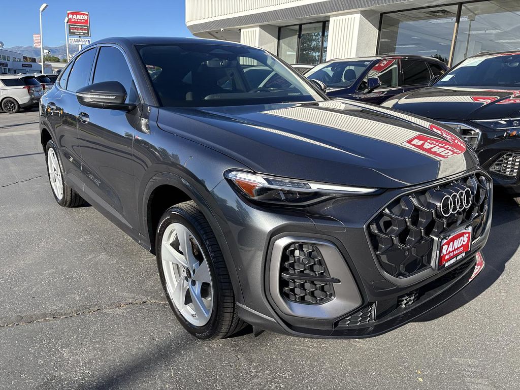 2025 Audi Q5 Premium Plus